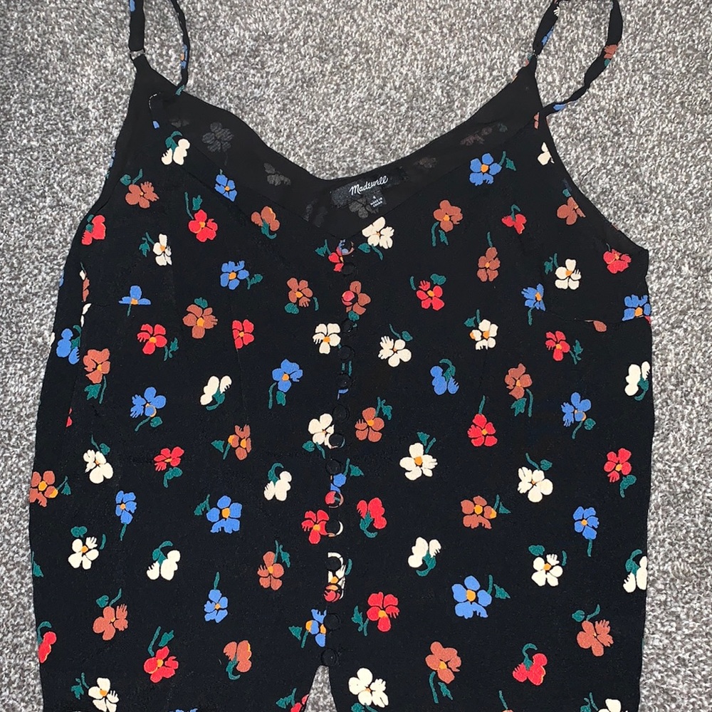 Flowered tank